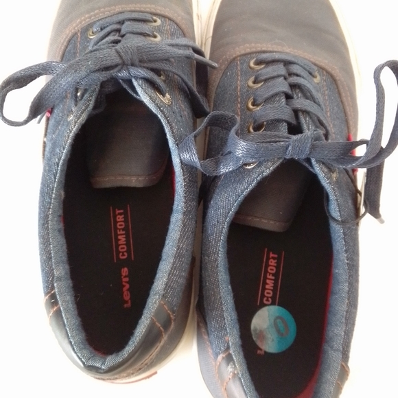 Levi's men's slip on shoes size 10 - Picture 7 of 10